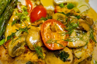 Pollo al Chardonay con risotto de eneldo