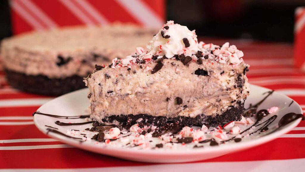 No Bake Cookies and Cream and Peppermint Cheesecake